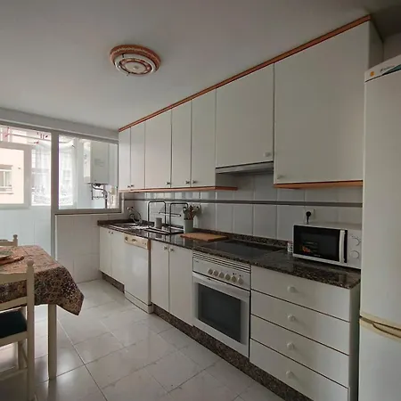 Piso Familiar Junto A La Ria